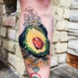 avocado tattoo wiesbaden paz federico.png